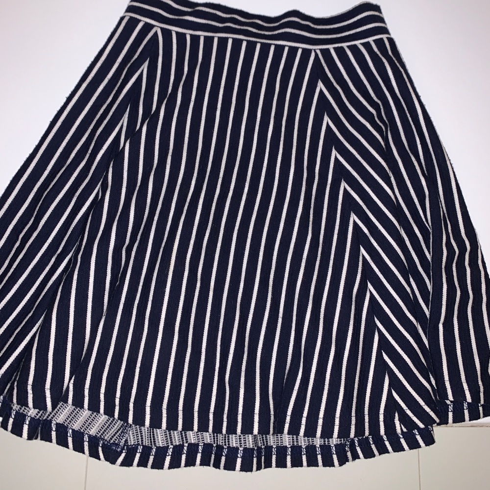 A line stripped skirt